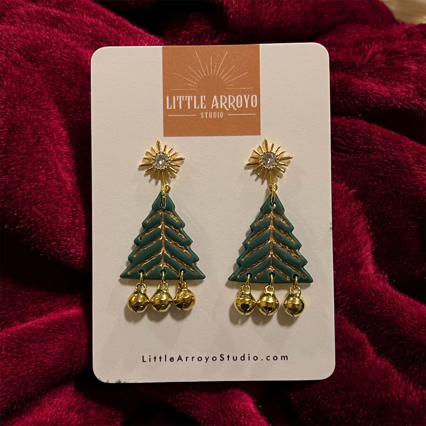 Jingle Under the Christmas Tree