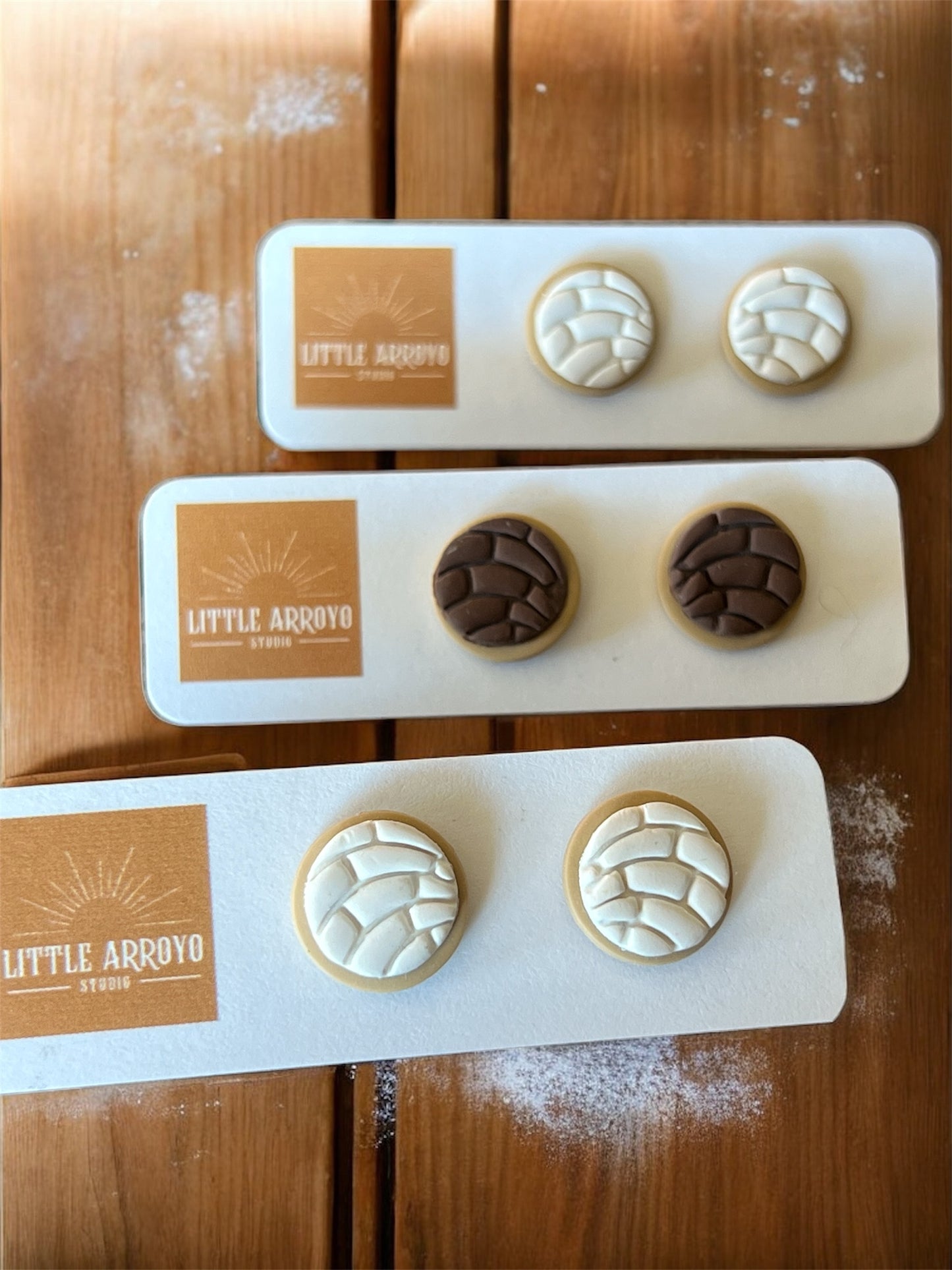 Concha Sweet Bread Studs