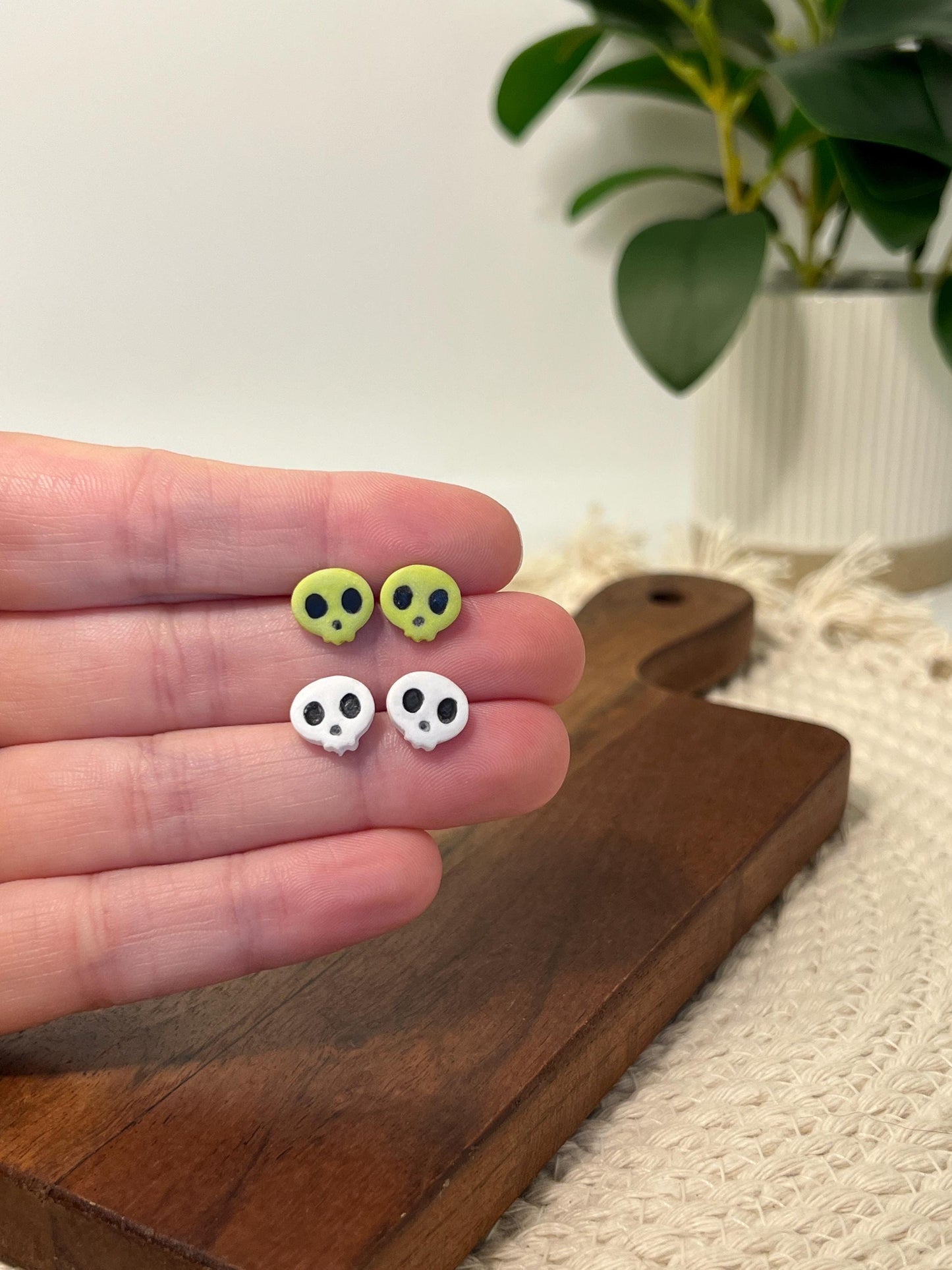 Glow in the Dark Skull Mini Studs