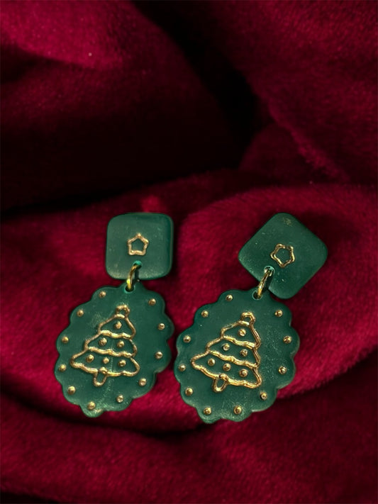 Scalloped Christmas Tree Dangles