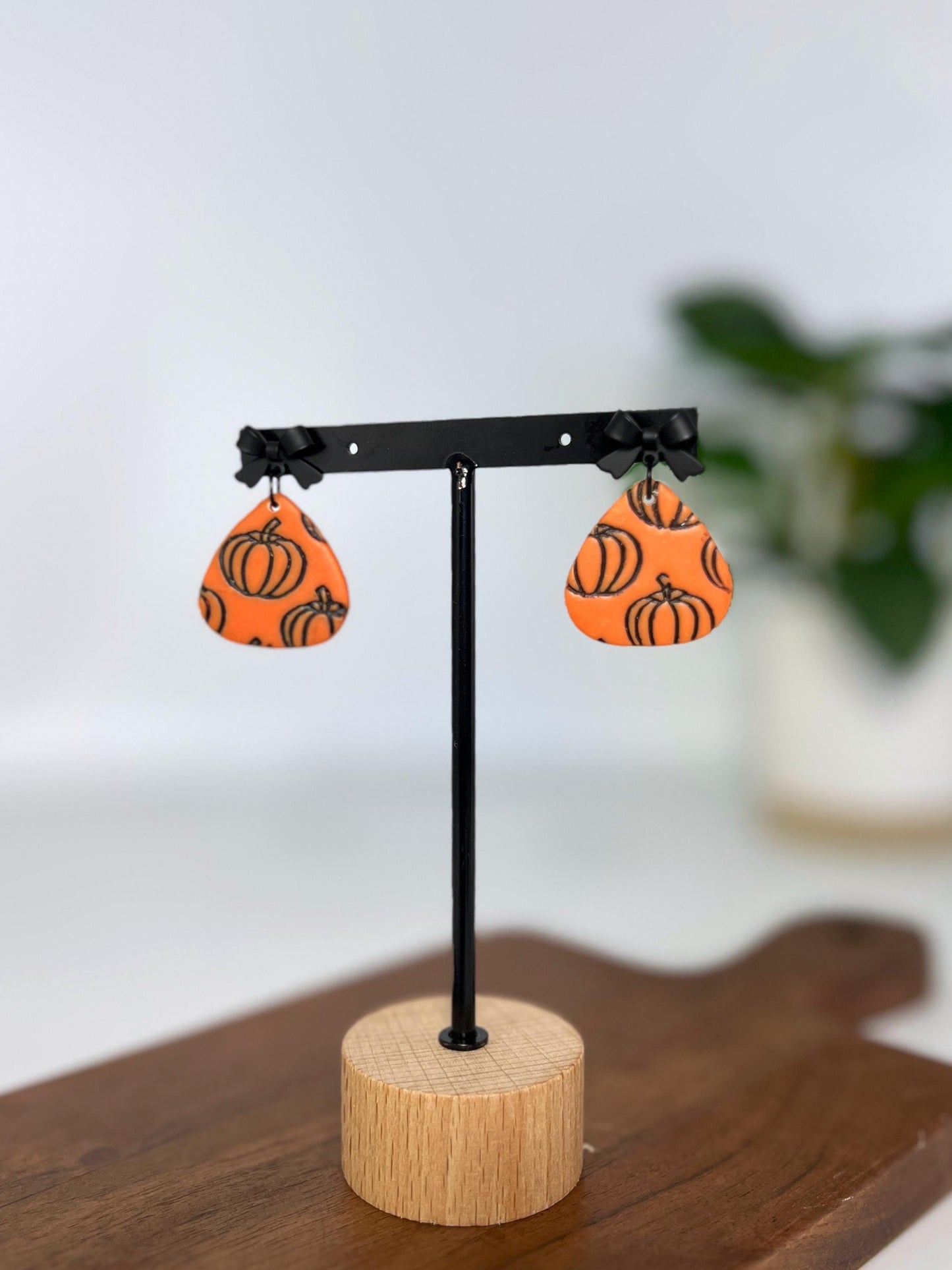 Pumpkin Patterned Cutesy Teardrops