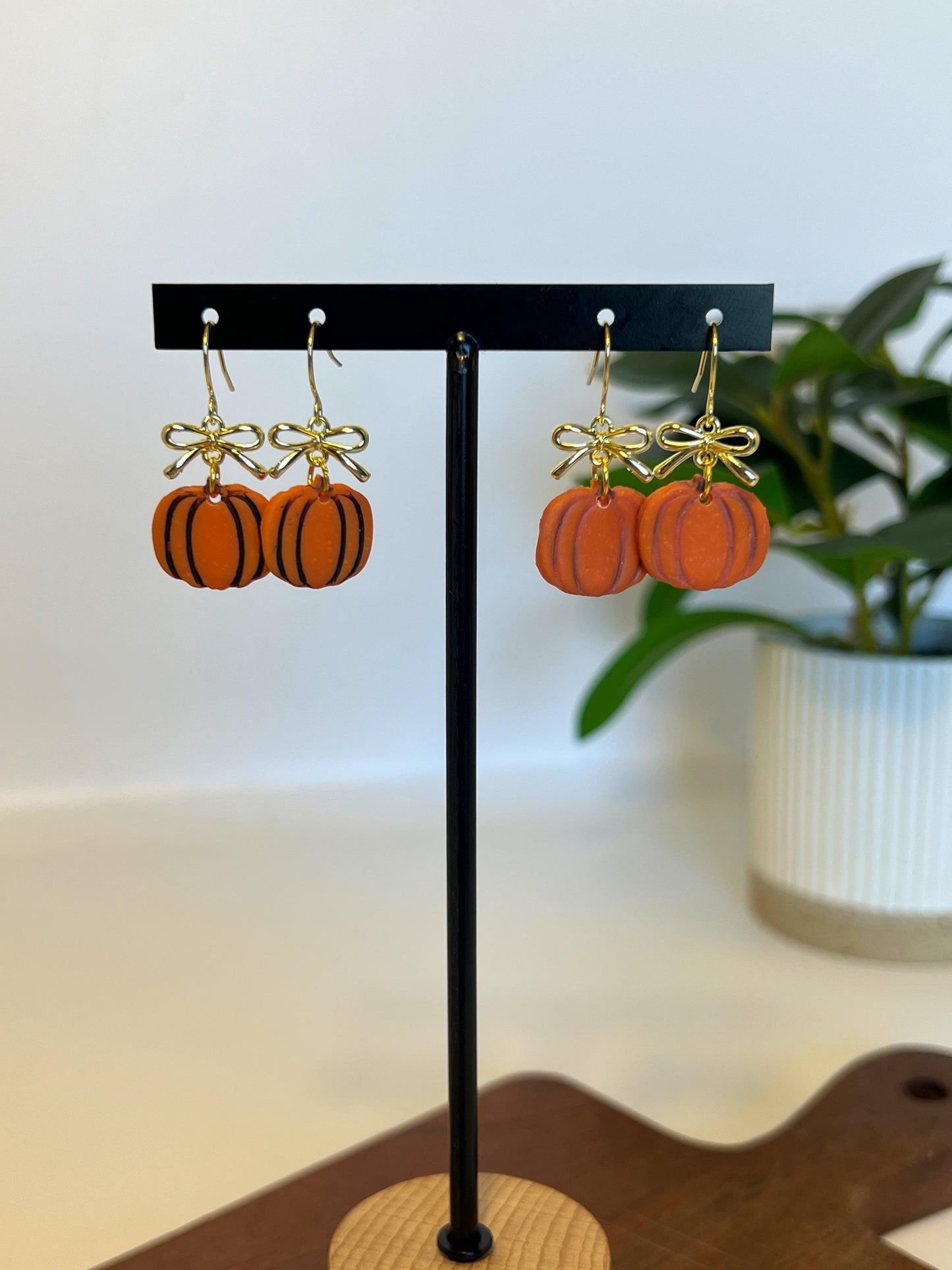 Pumpkin Bow Dangles