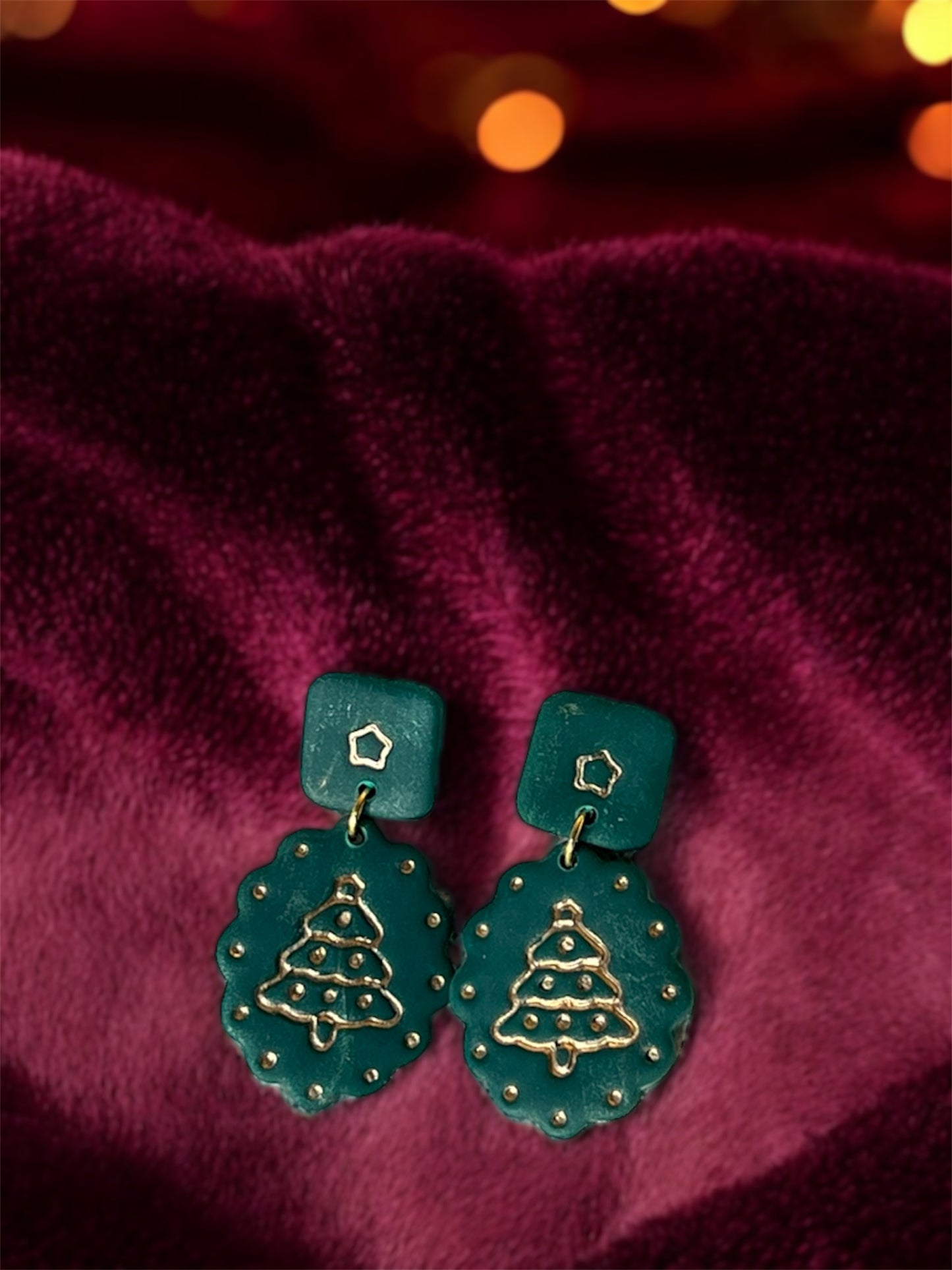 Scalloped Christmas Tree Dangles