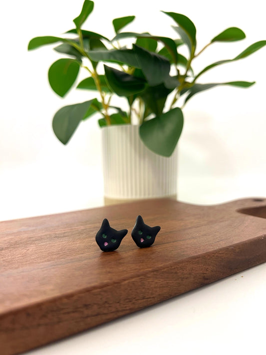 Black Cat Head Studs